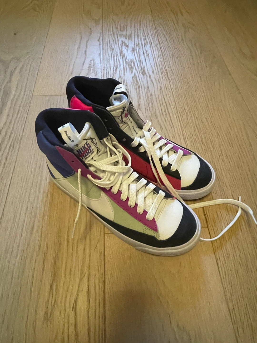 NEW Nike Blazer Mid sneakers
