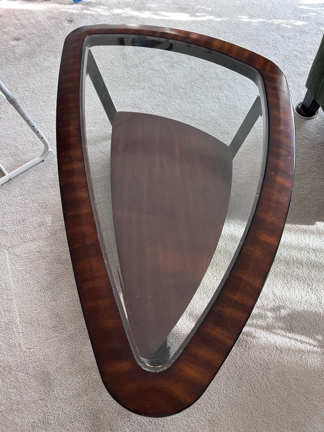 Triangle coffee table with glass top - photo 3
