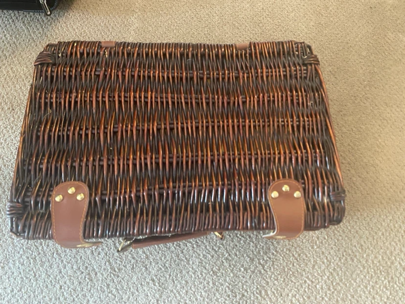 Wicker Picnic Basket with Cutlery Set - photo 3