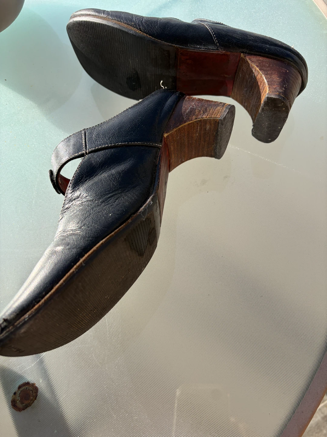 Think! Black Leather Clogs - photo 2