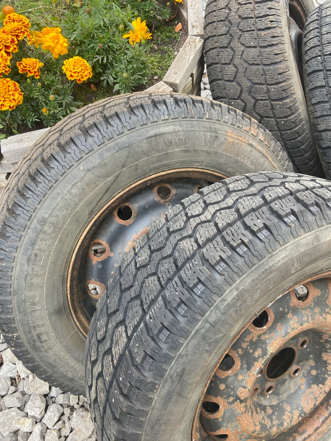 Set of 4 Total Terrain Winter Tires with VR Rims - photo 2