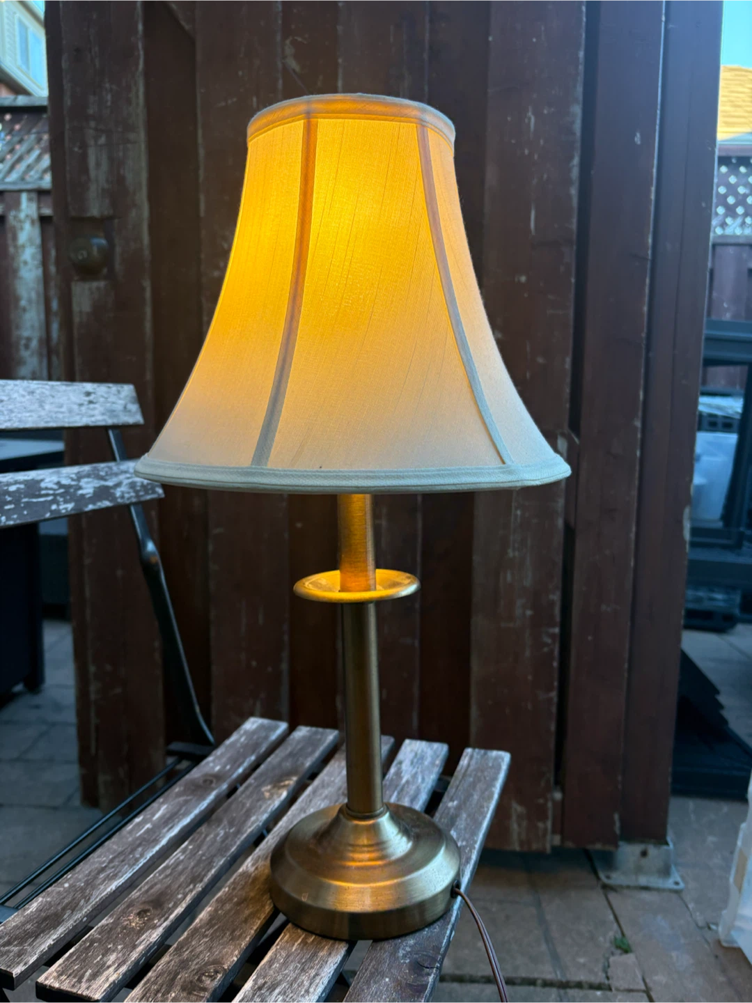 Classic Table Lamp with Cream Shade - photo 2