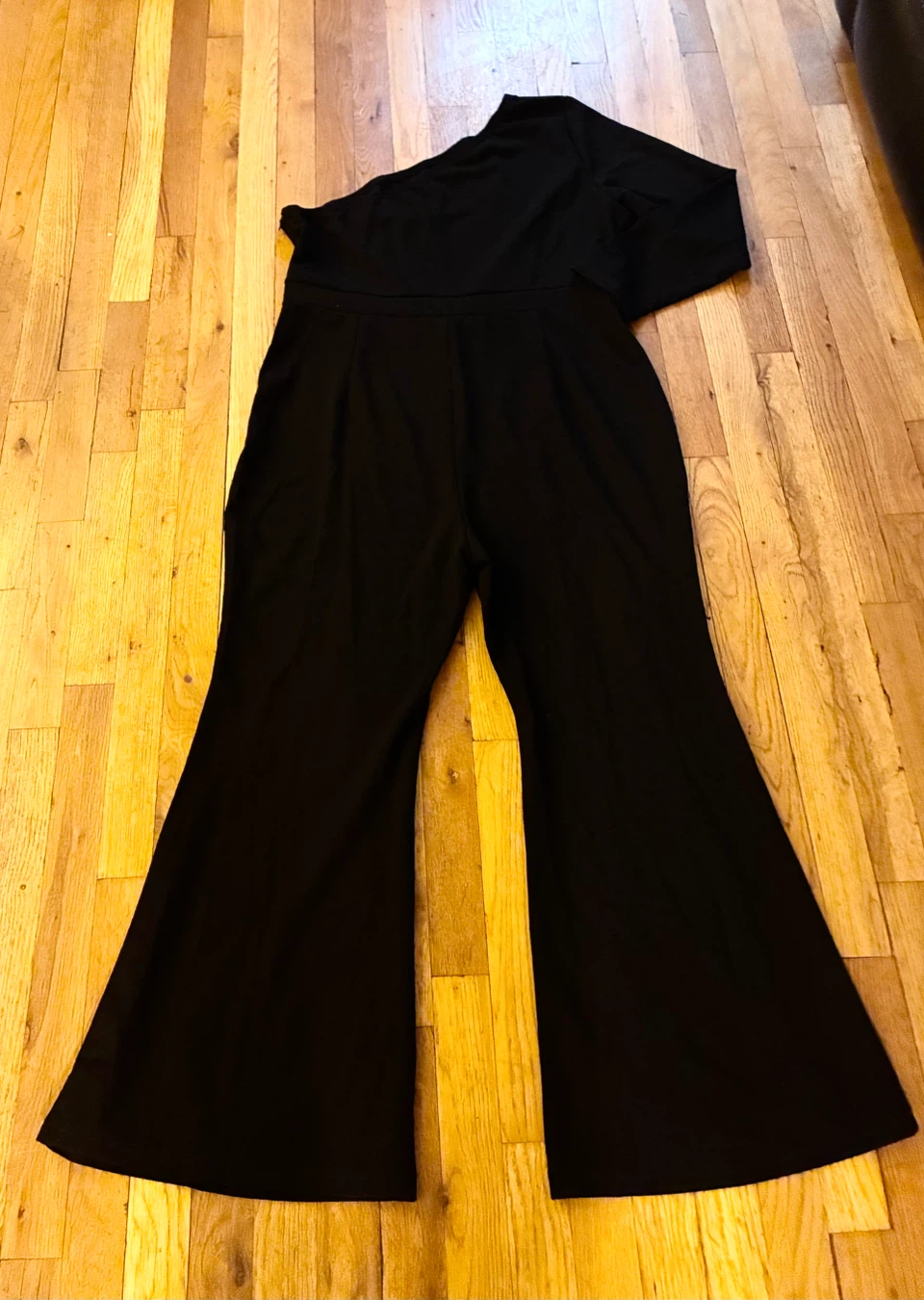 Black One-Shoulder Jumpsuit - photo 2