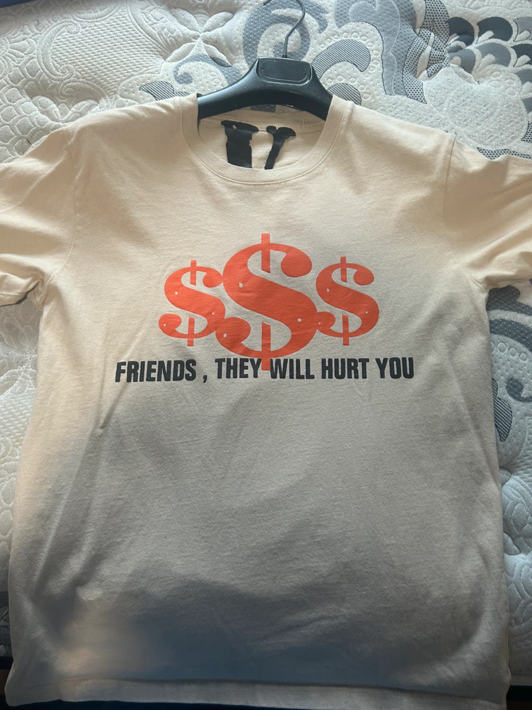 Size small V lone