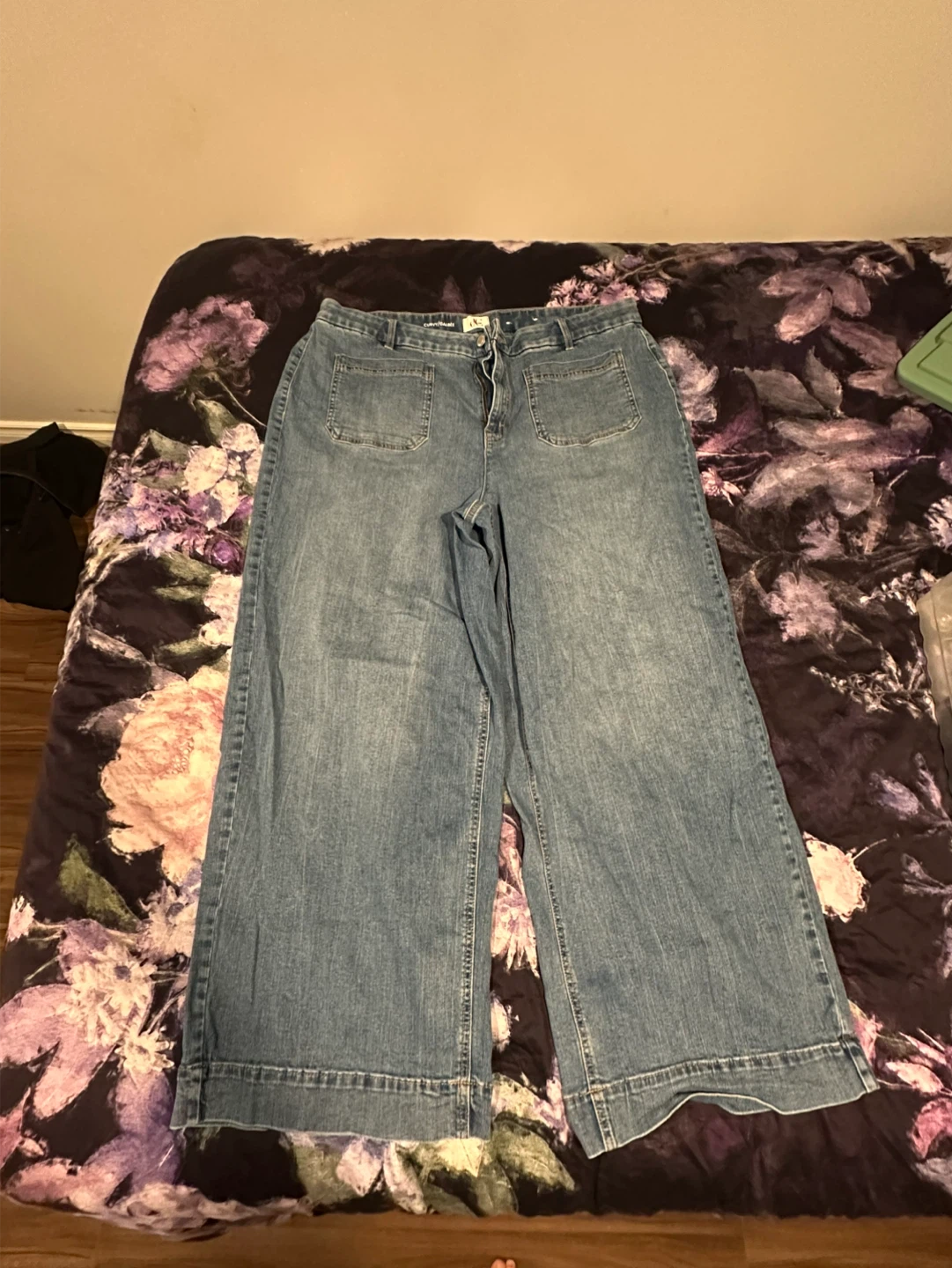 Size 22 Women’s Wide Leg Jeans