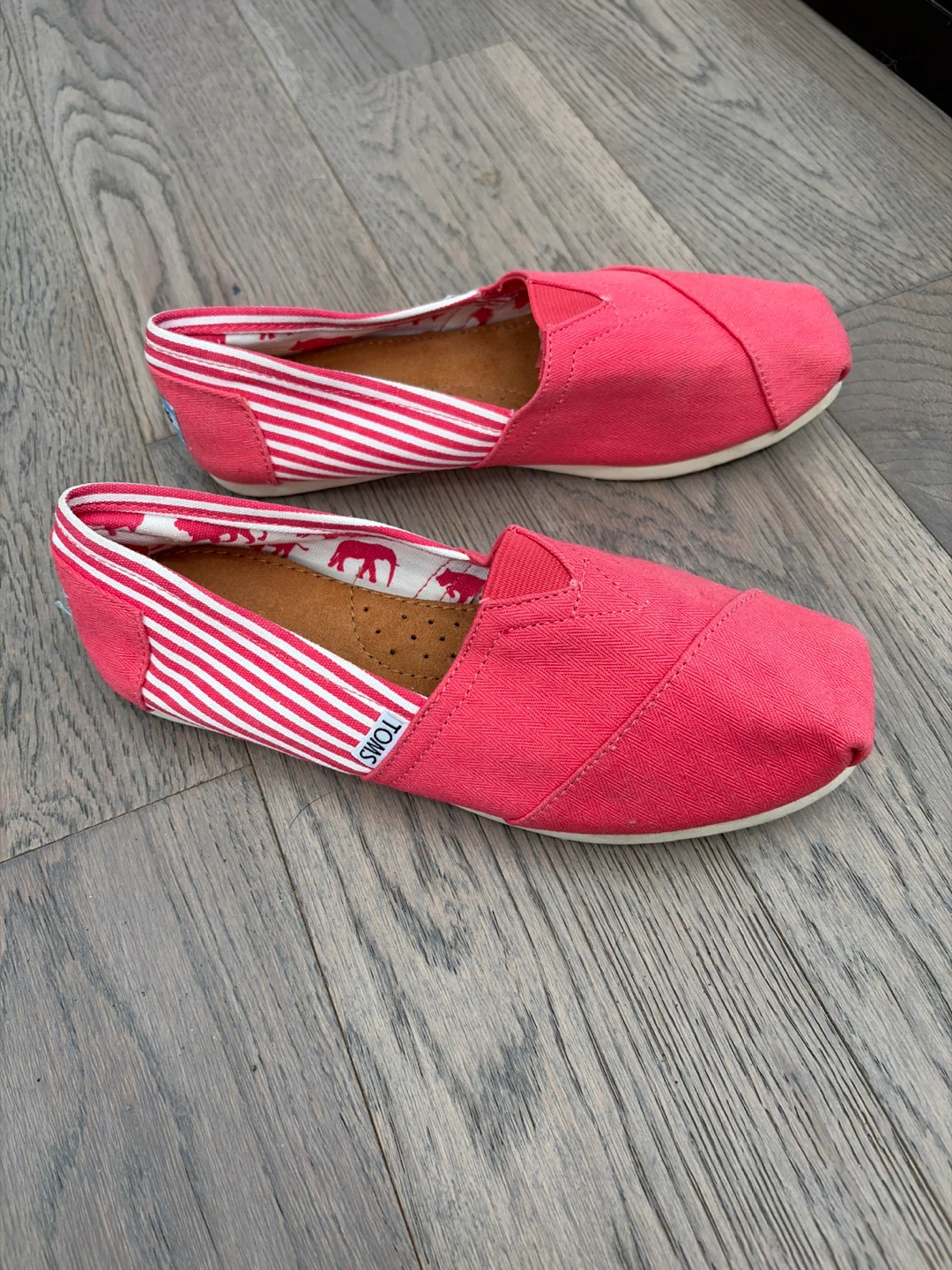 TOMS Pink Slip-on Shoes - photo 4