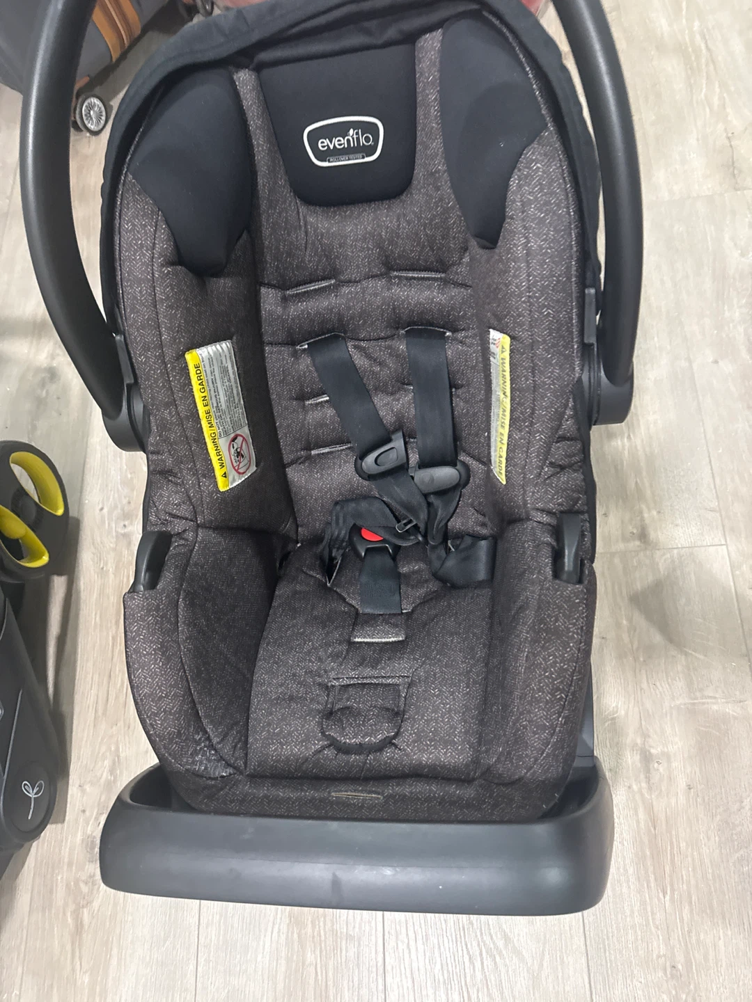 Evenflo Pivot Modular Travel System - photo 2