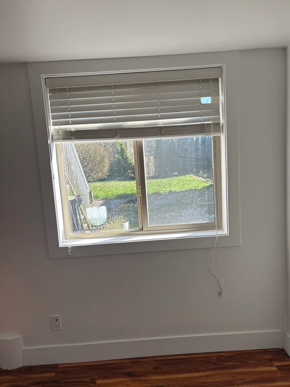 Clean Bedroom for Rent - photo 2