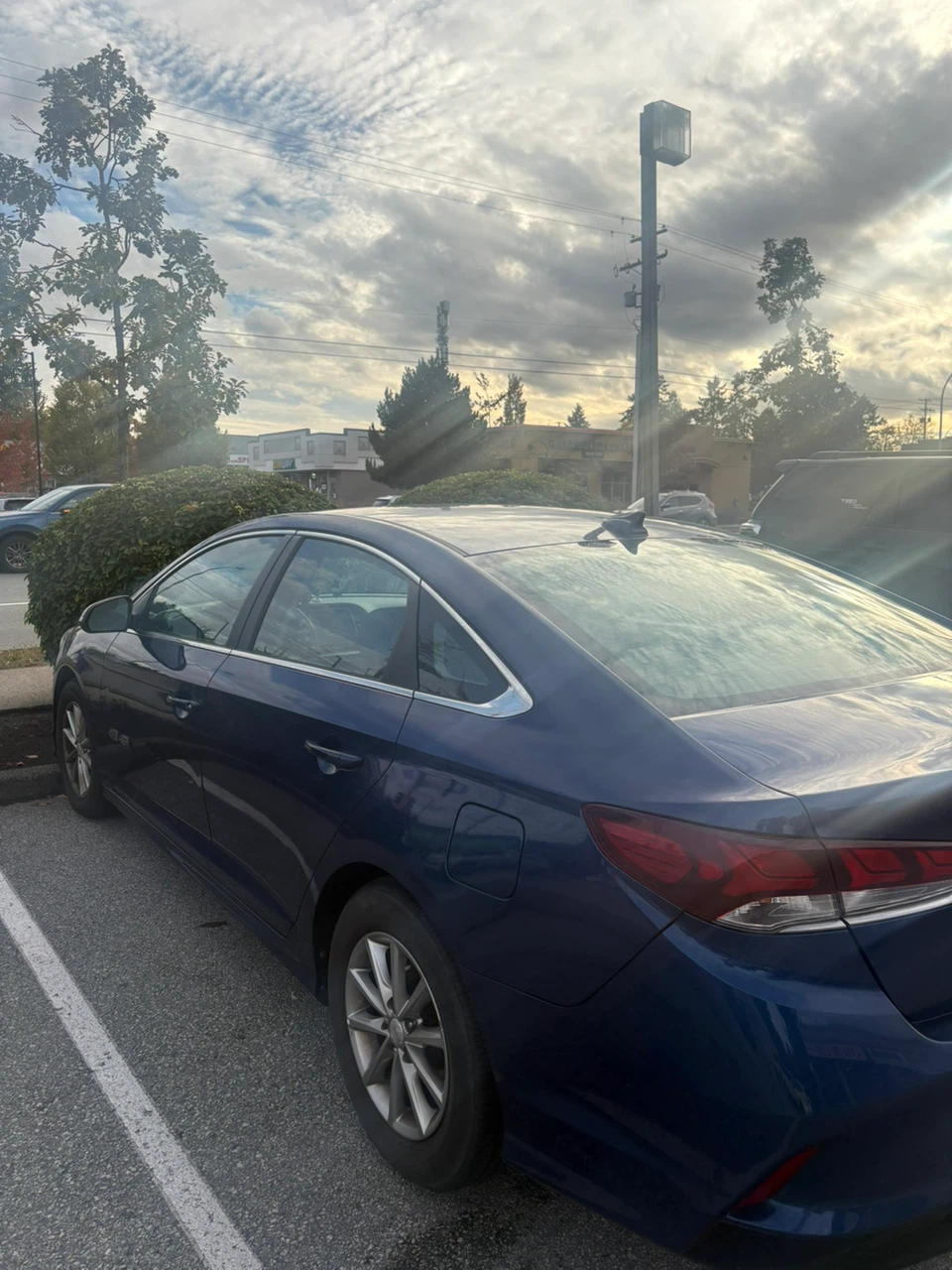 Hyundai Sonata Blue Sedan - photo 3