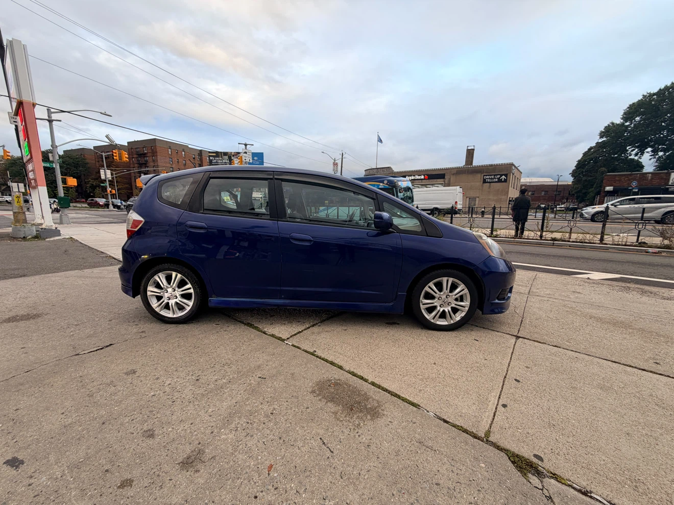 Blue Honda Fit - photo 3