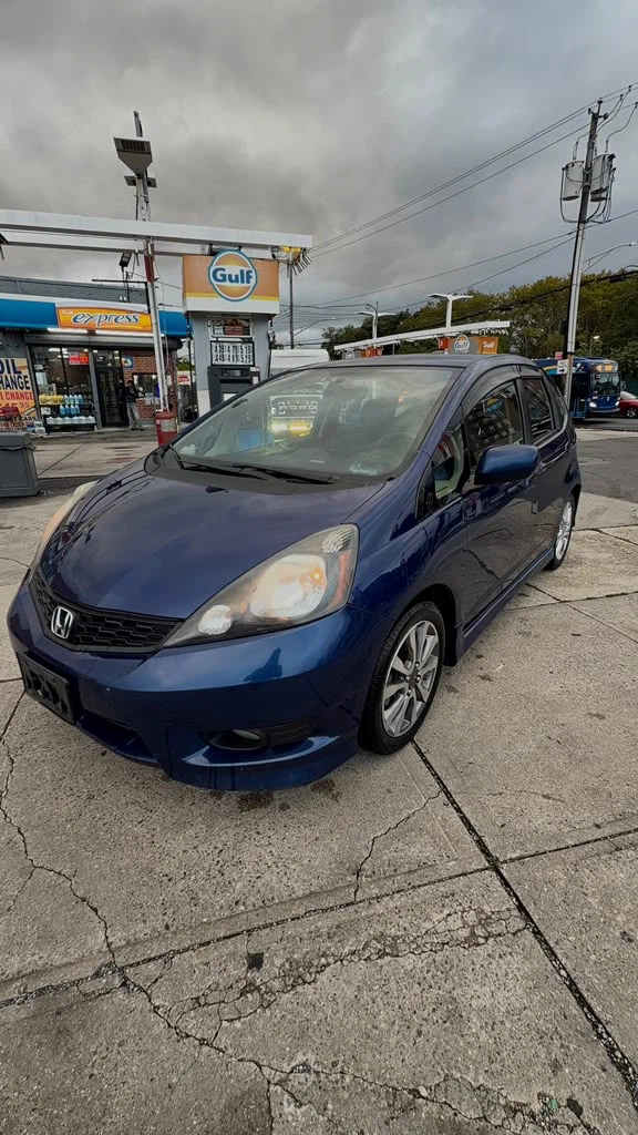 Blue Honda Fit - photo 4