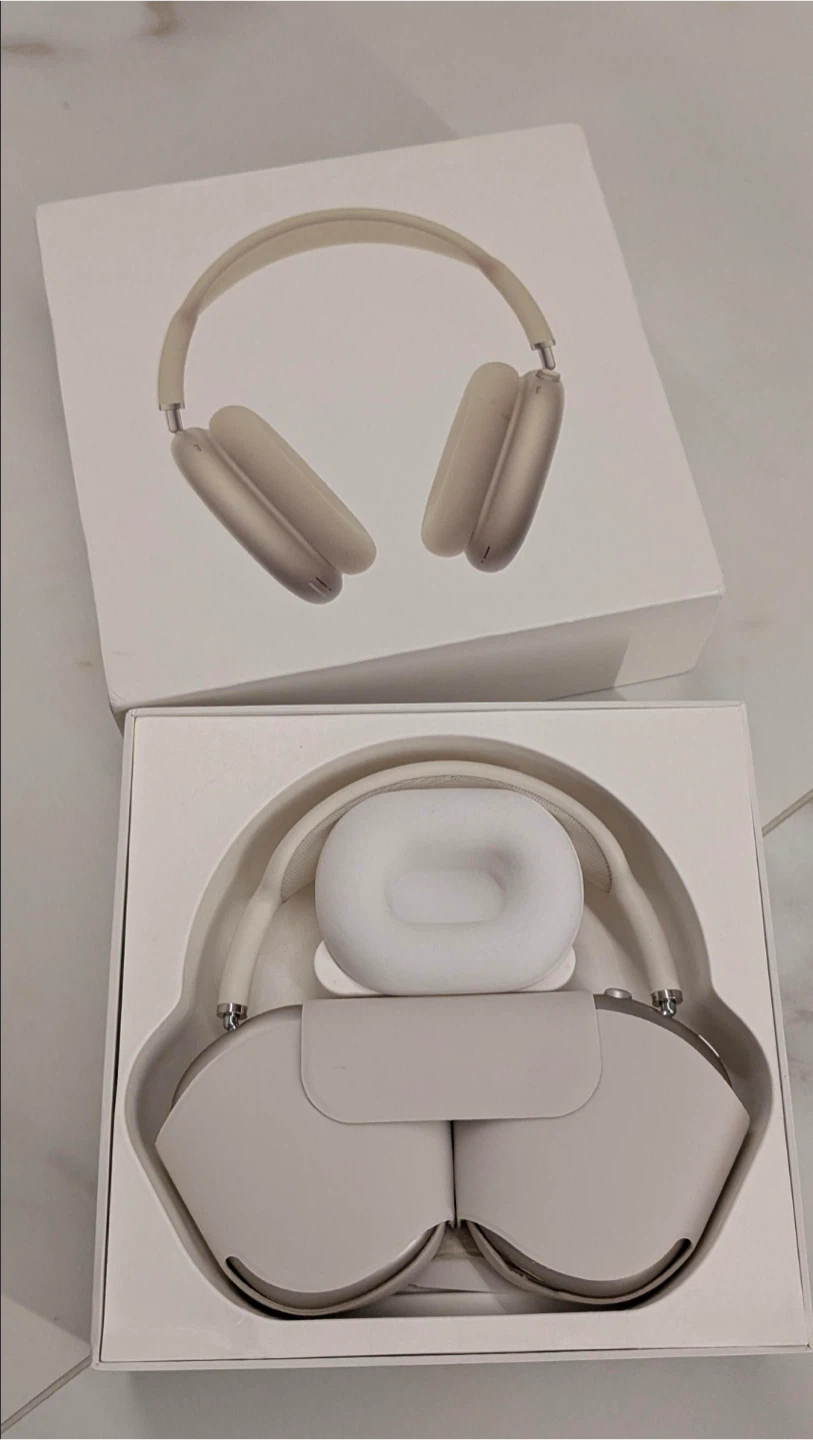 Apple AirPods Max Headphones