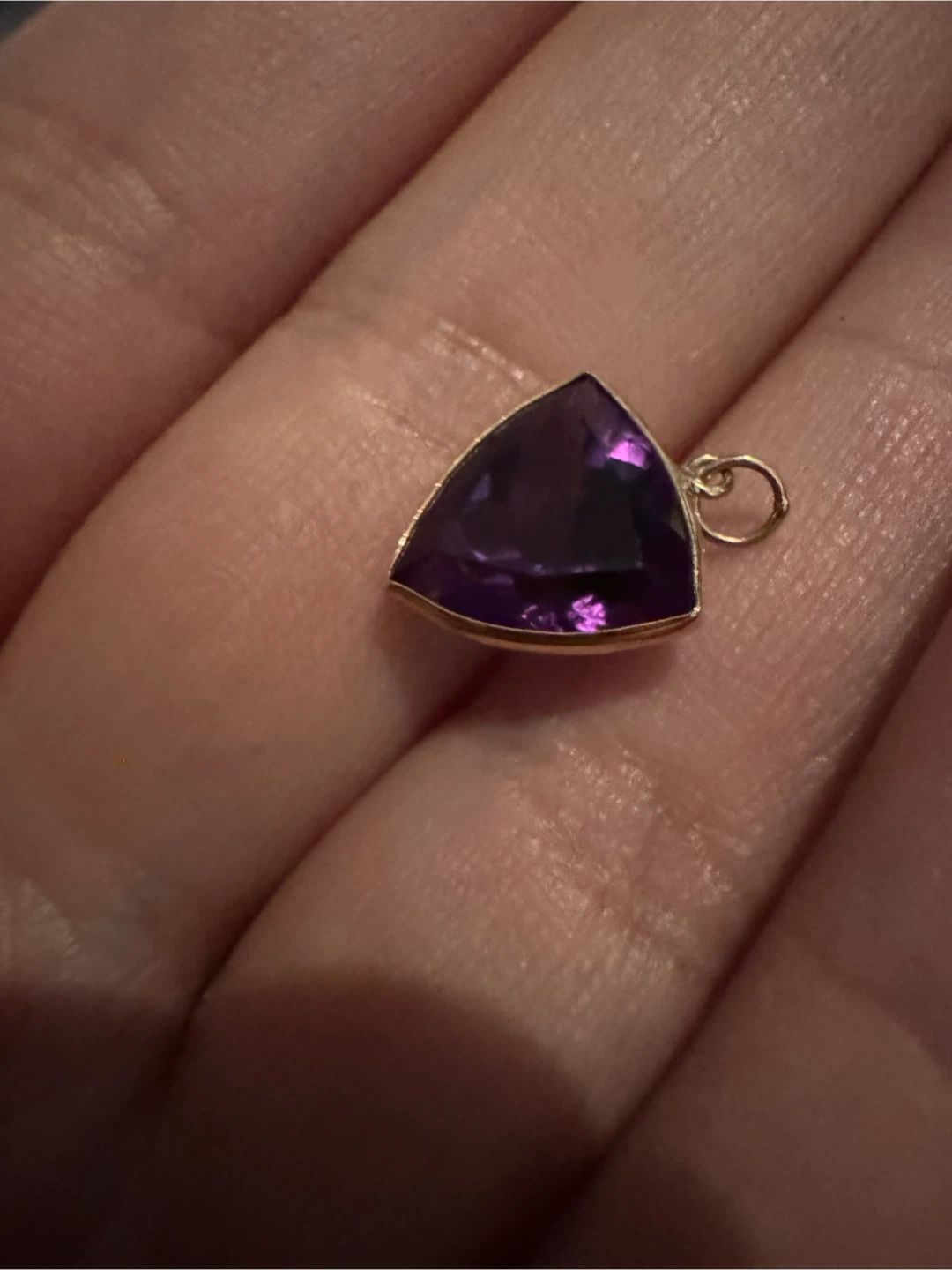 Trillion Cut Amethyst Gold Pendant 10k