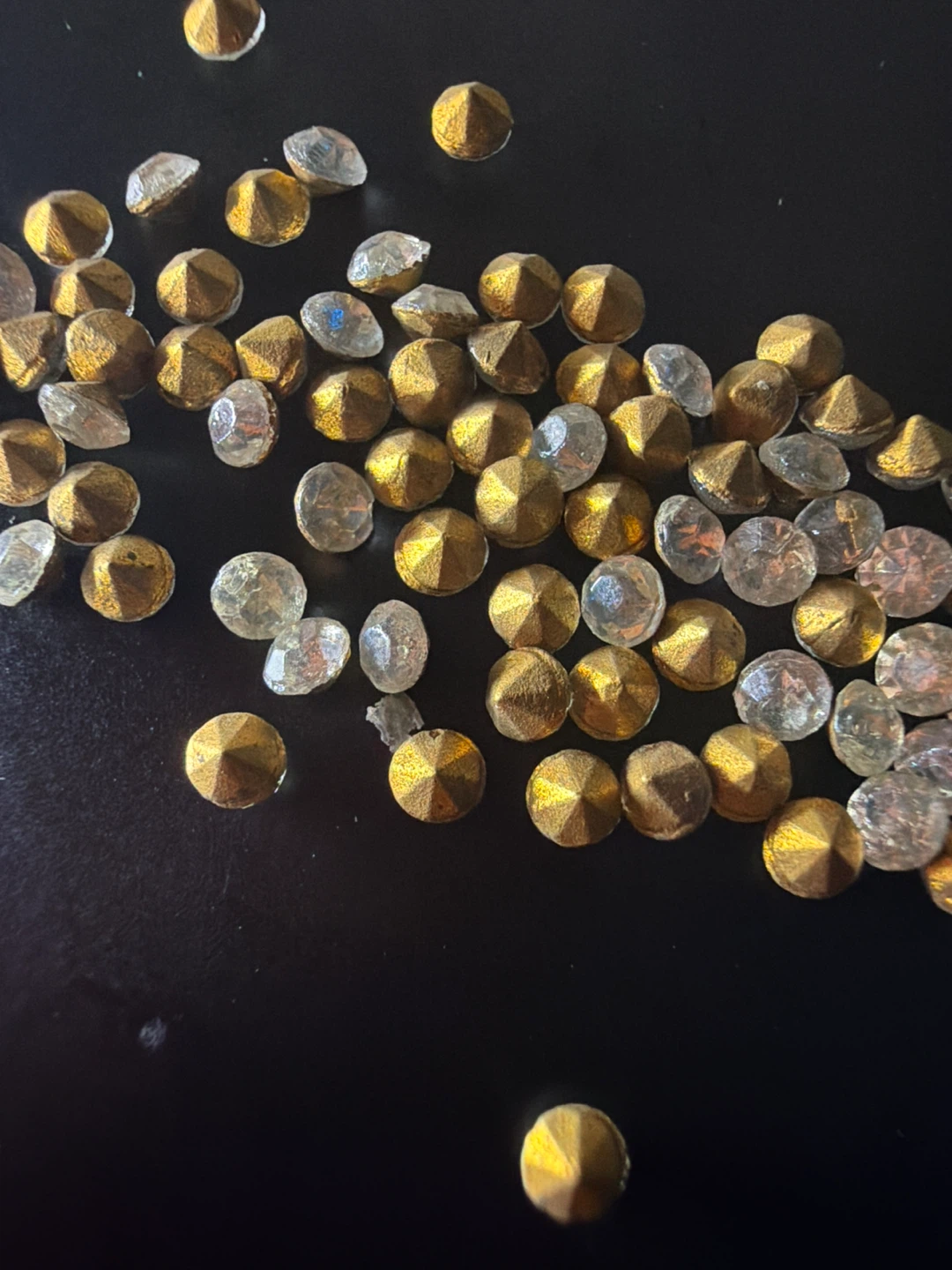 Vintage Czechoslovakian Firepolished Crystal Chatons SS11 - photo 3