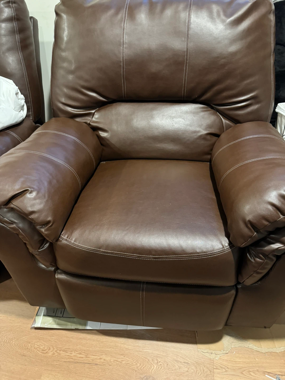 Recliners - photo 3