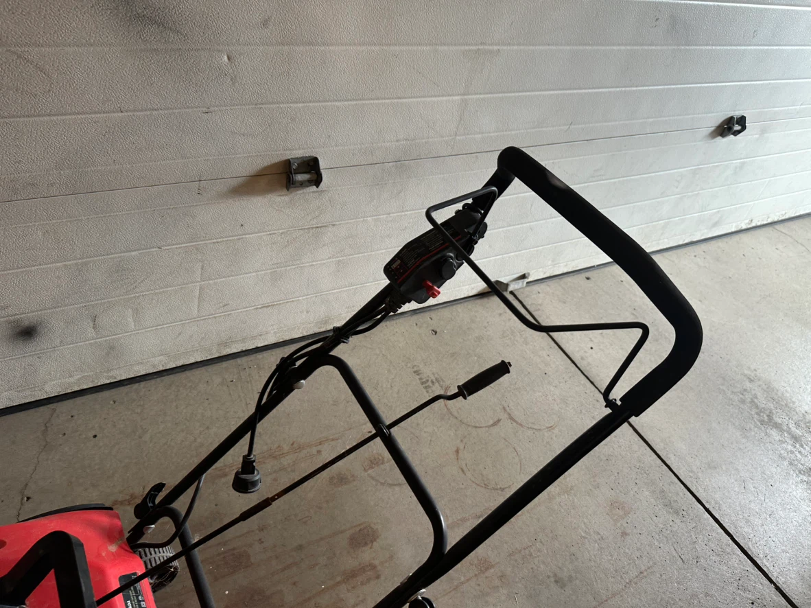 Electric Snow Thrower - photo 3