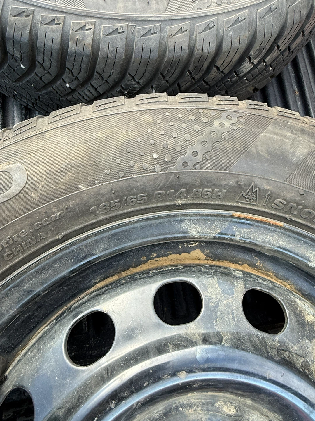 Set of 4 Kumho Solus 185/65 R14 All-Season Tires - photo 3