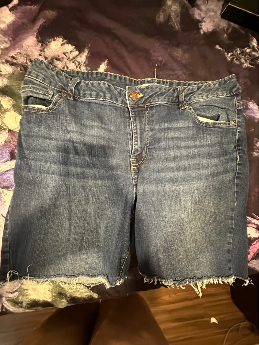Size 18 and 22 Cut-off Denim - photo 2