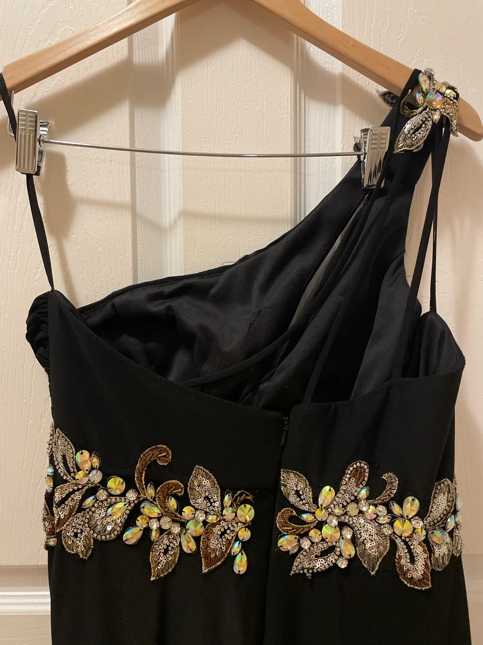 May Queen Couture Black Gown, Size 8, Excellent to Like New - photo 4