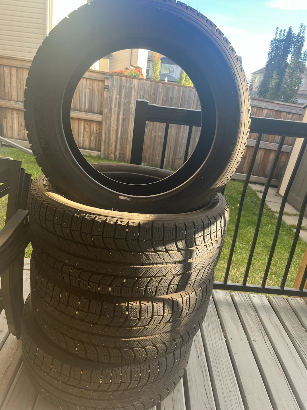 Set of 4 Michelin Latitude X-Ice Tires - photo 3