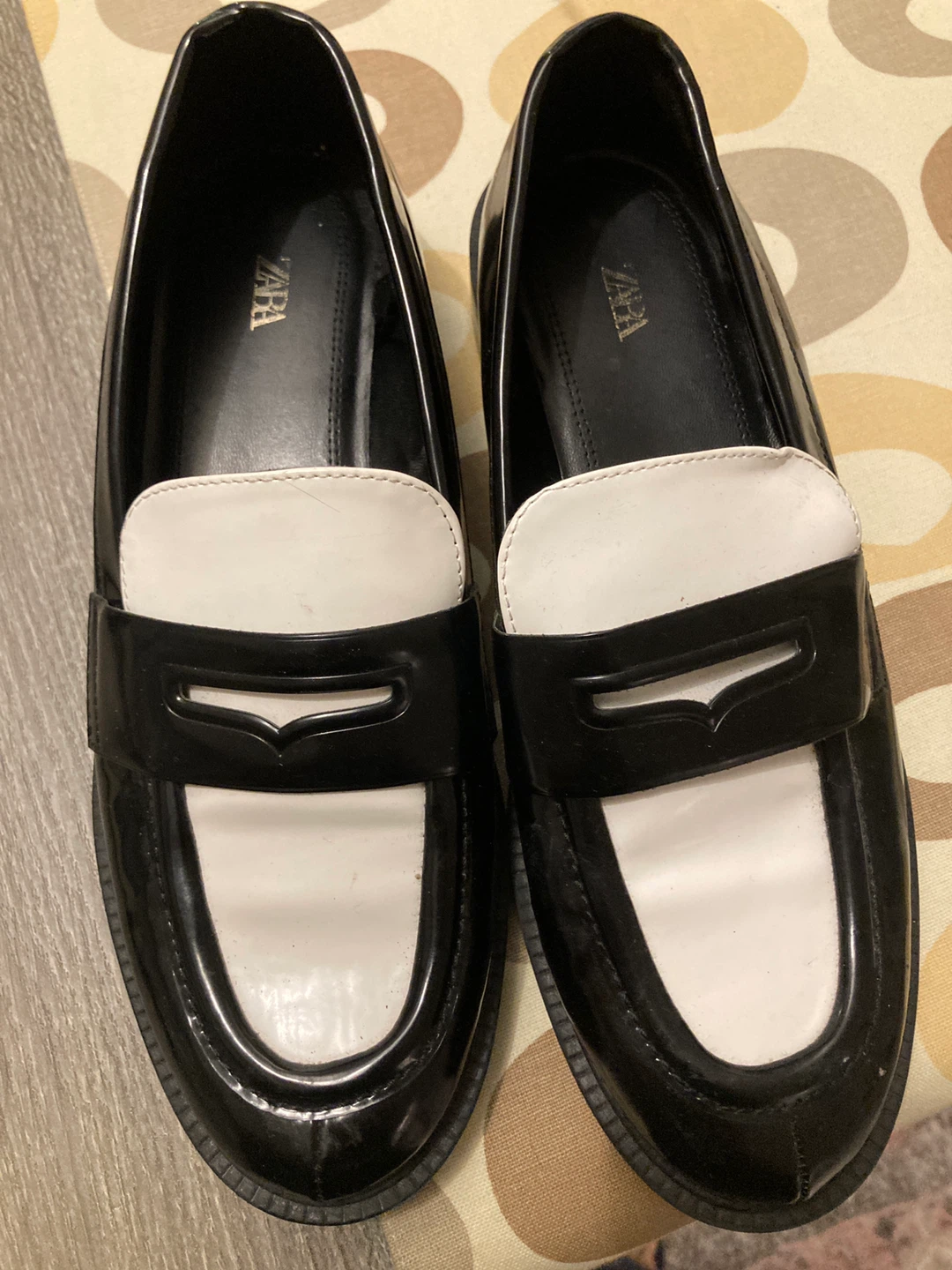 Zara Black and White Loafers - Size 39