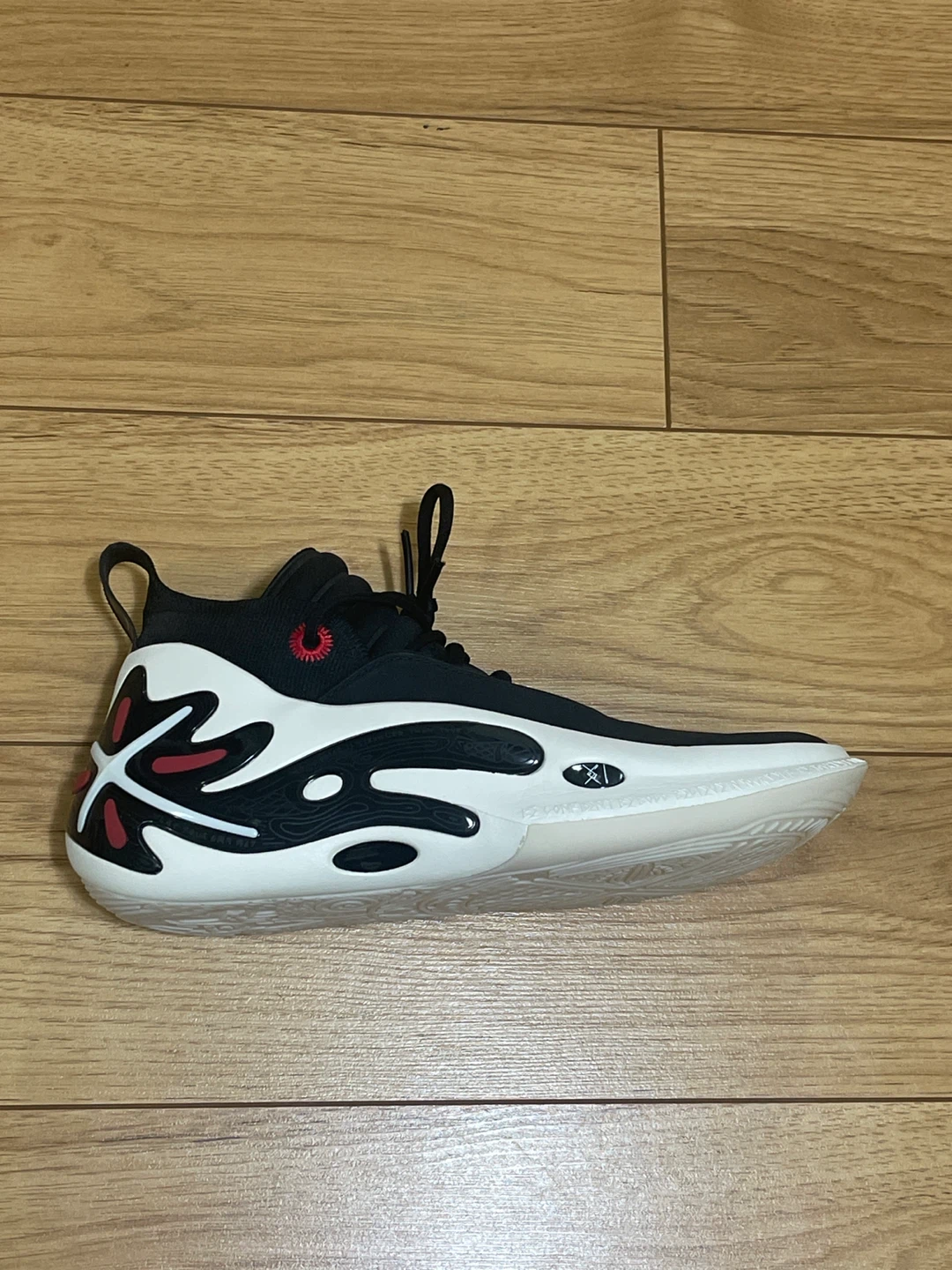 Li-Ning Way of Wade 11 Announcement