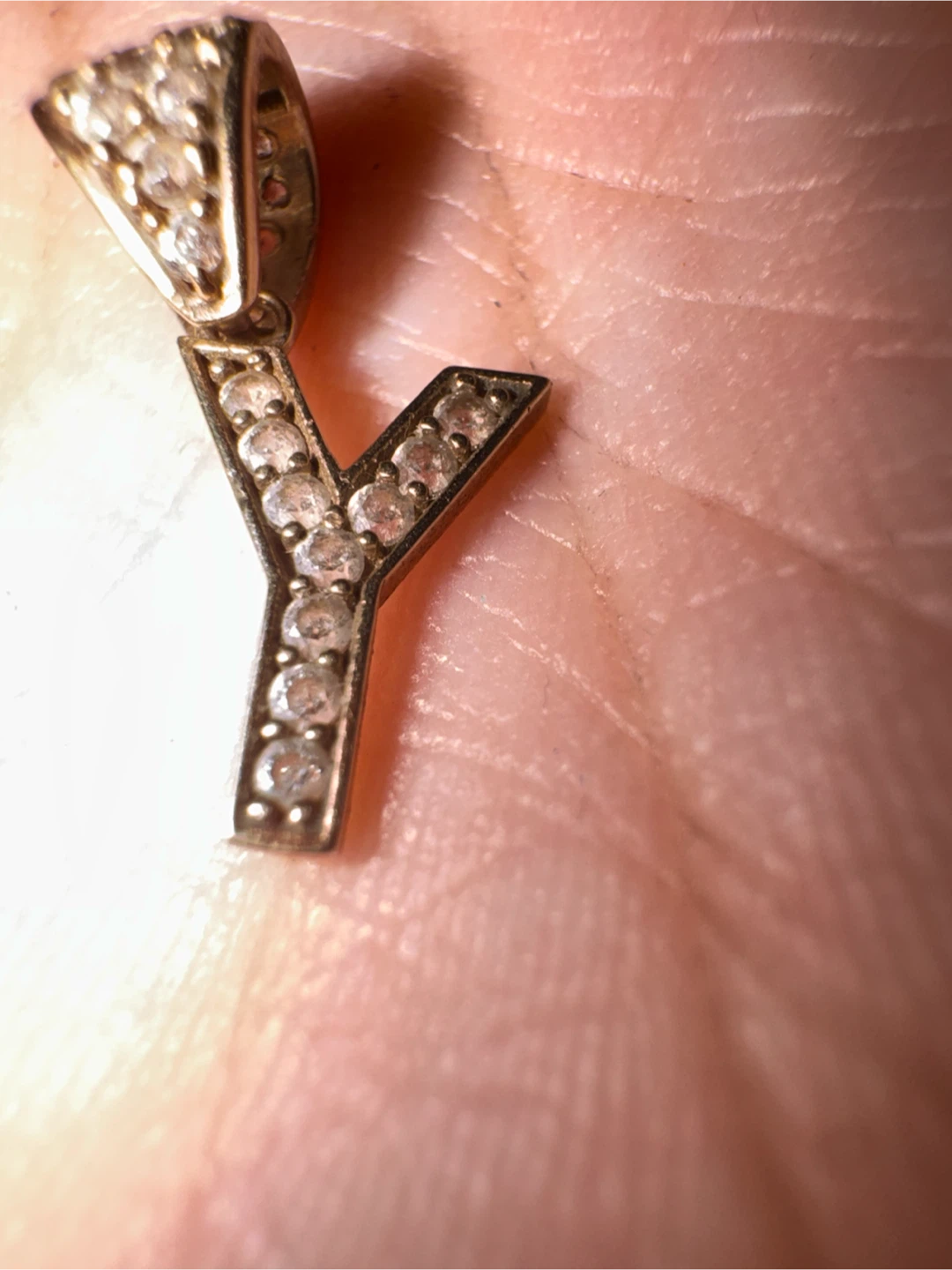 10K Gold Y Pendant with Sparkling Stones - photo 3