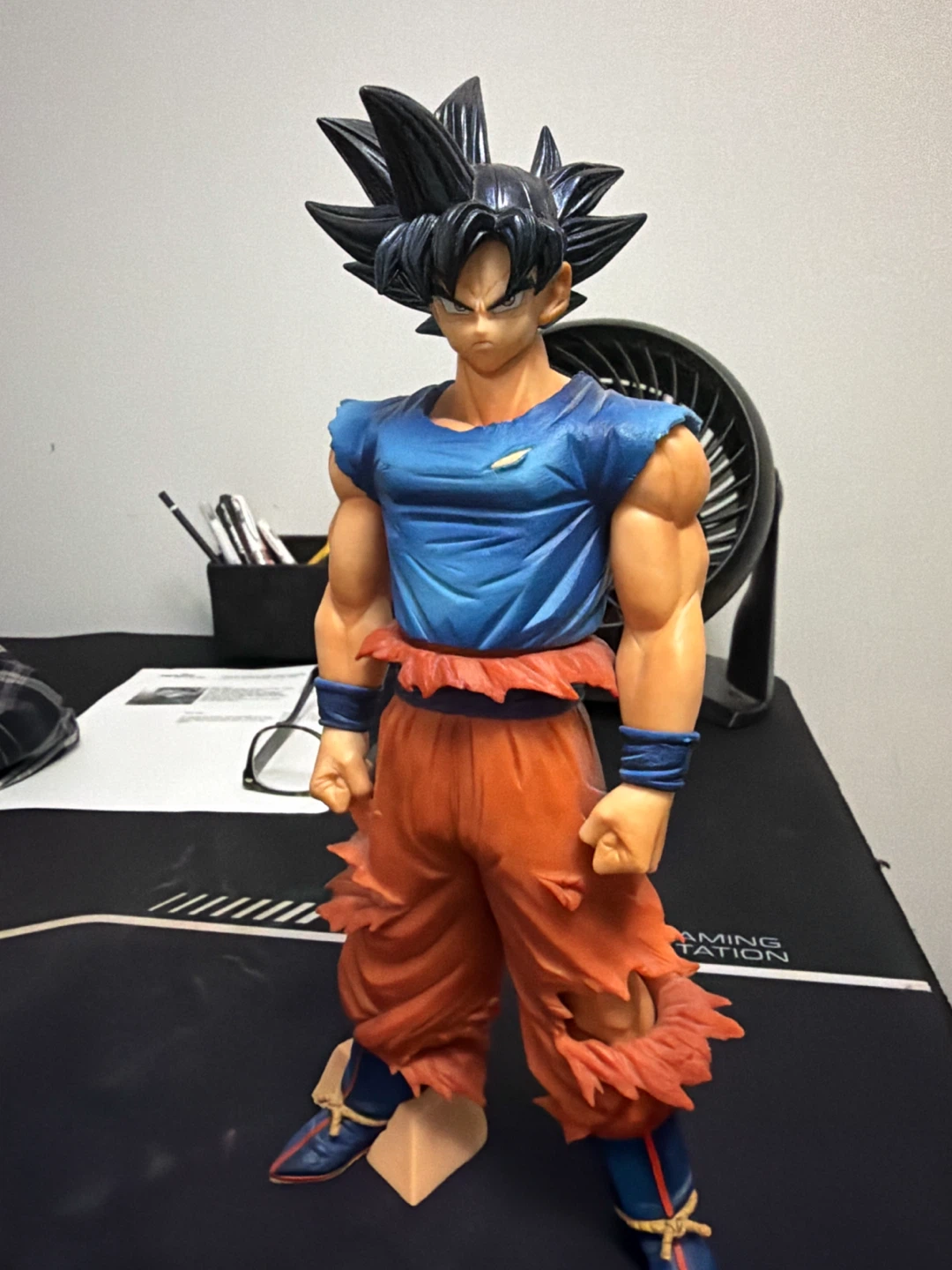 Dragon Ball Son Goku Ultra Instinct Figure