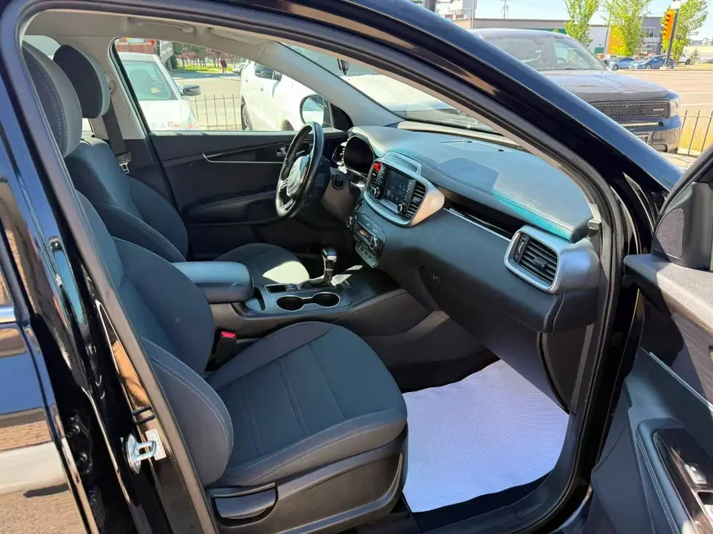 2020 Kia Sorento - photo 5