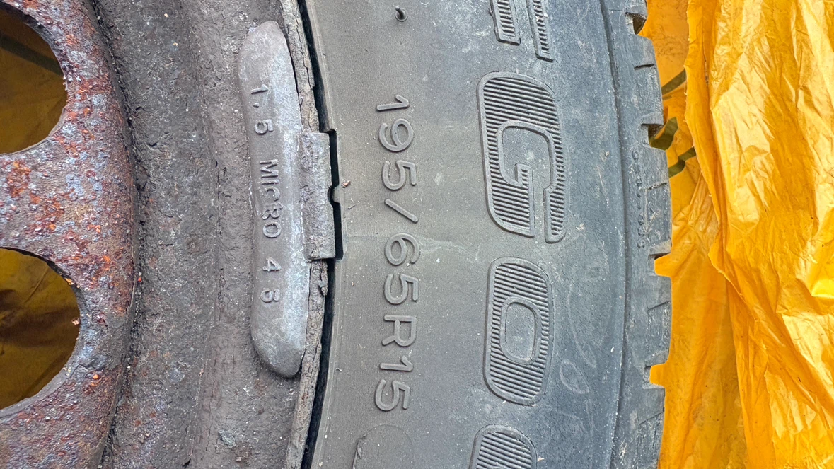 4 Winter Slalom Tire 195/65R15 - photo 3