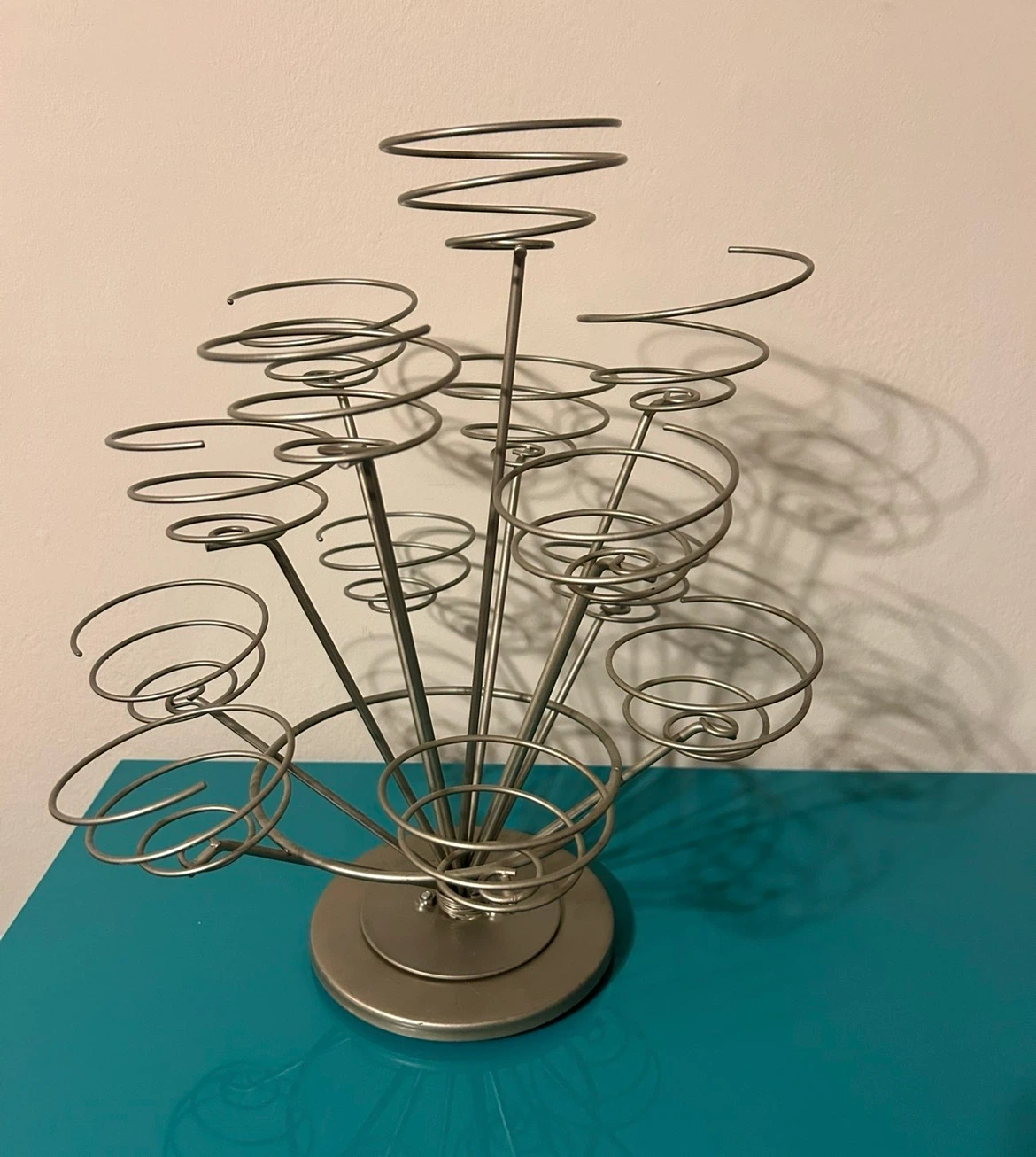 Silver Metal Wire Tiered Rotating Cupcake Stand