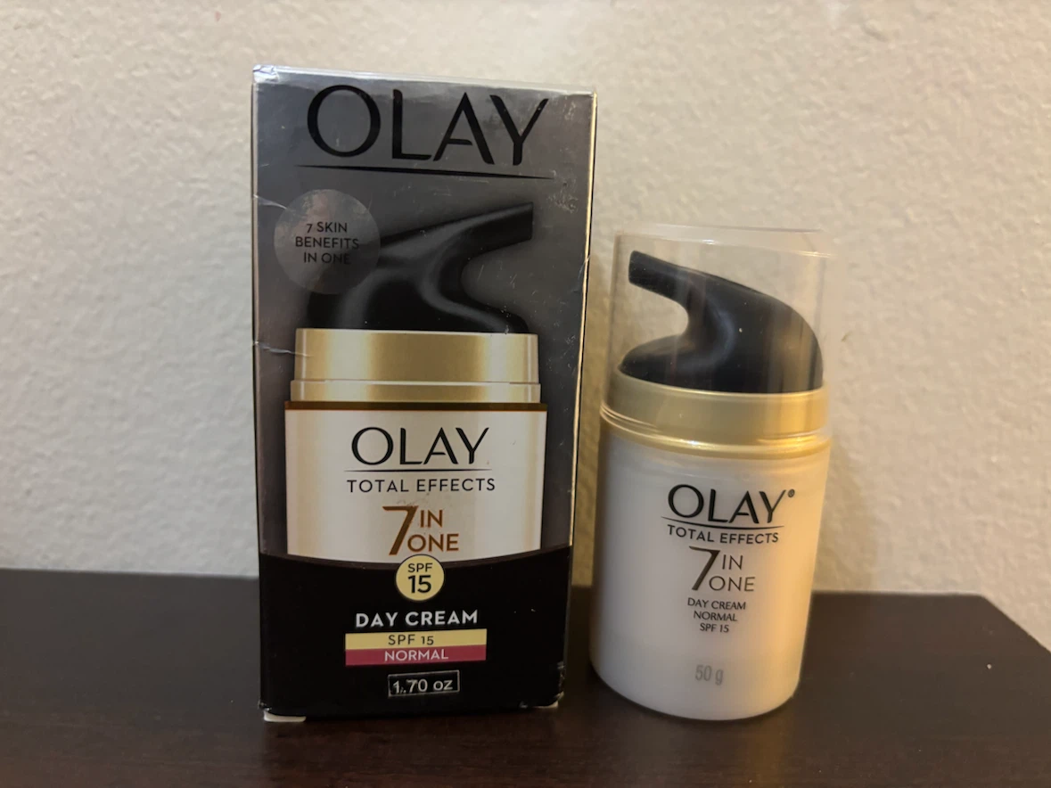 NEW-Olay Total Effects 7-in-One Day Cream SPF 15