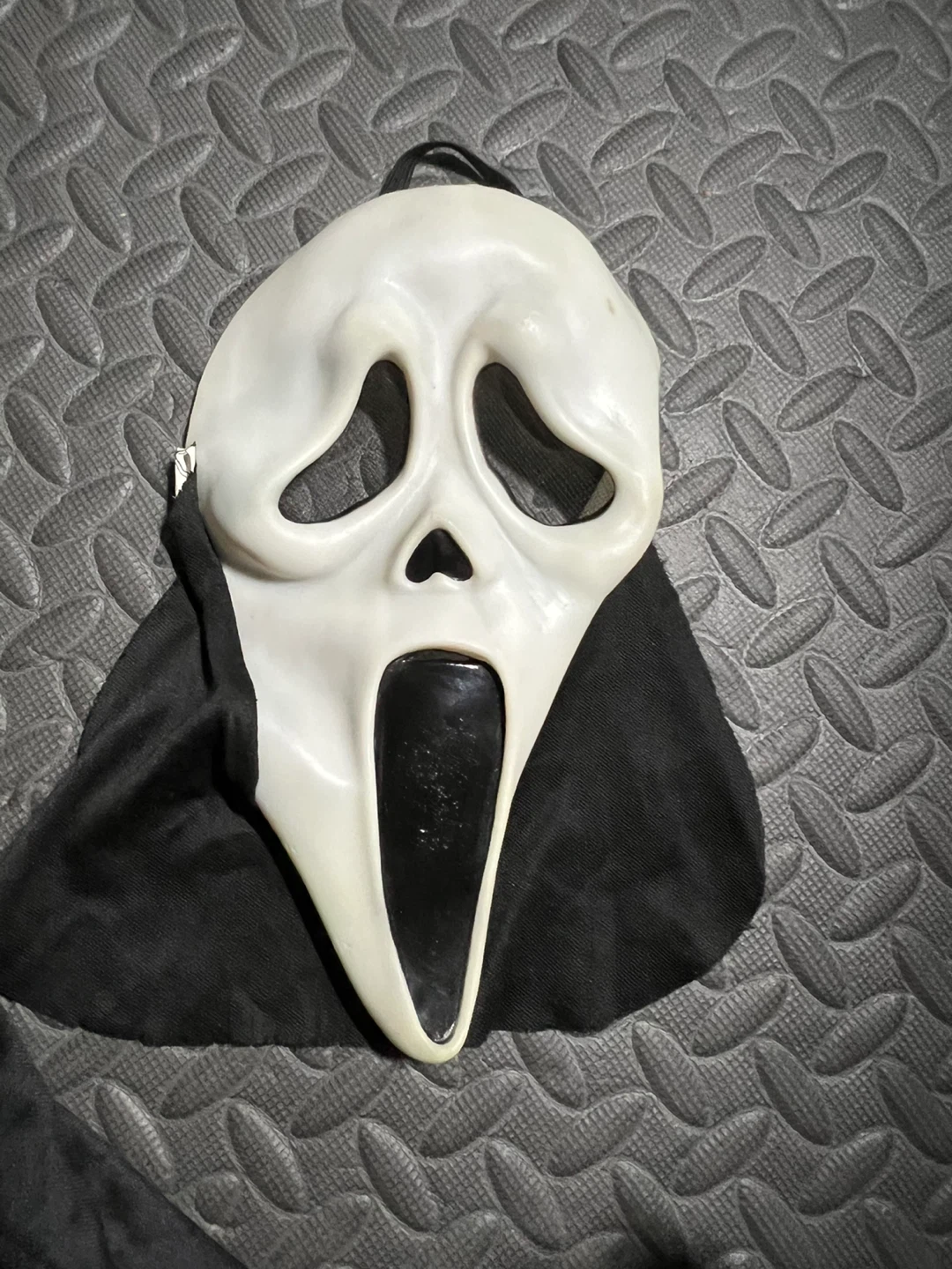 Kids Scream Ghostface Costume and Mask - photo 3