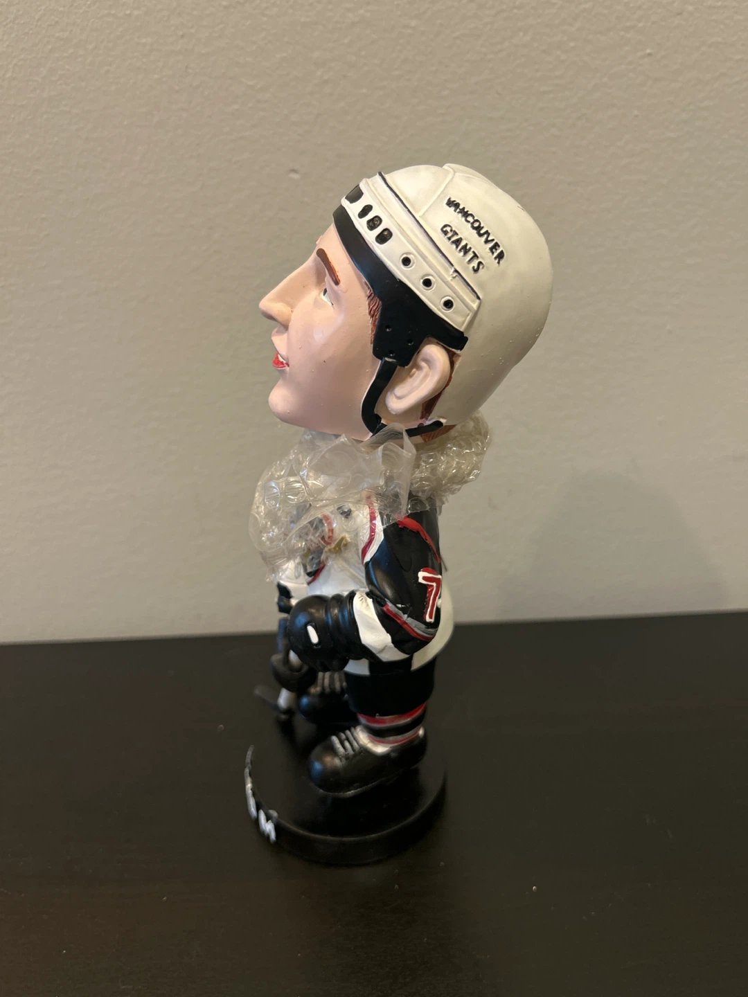 Vancouver Giants Alumni Series Blum Bobblehead - photo 2
