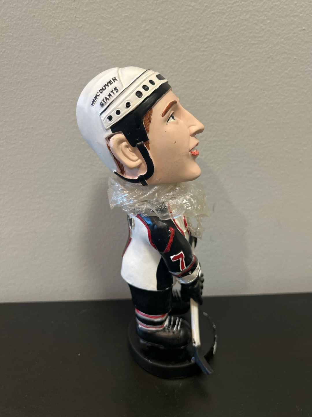 Vancouver Giants Alumni Series Blum Bobblehead - photo 4