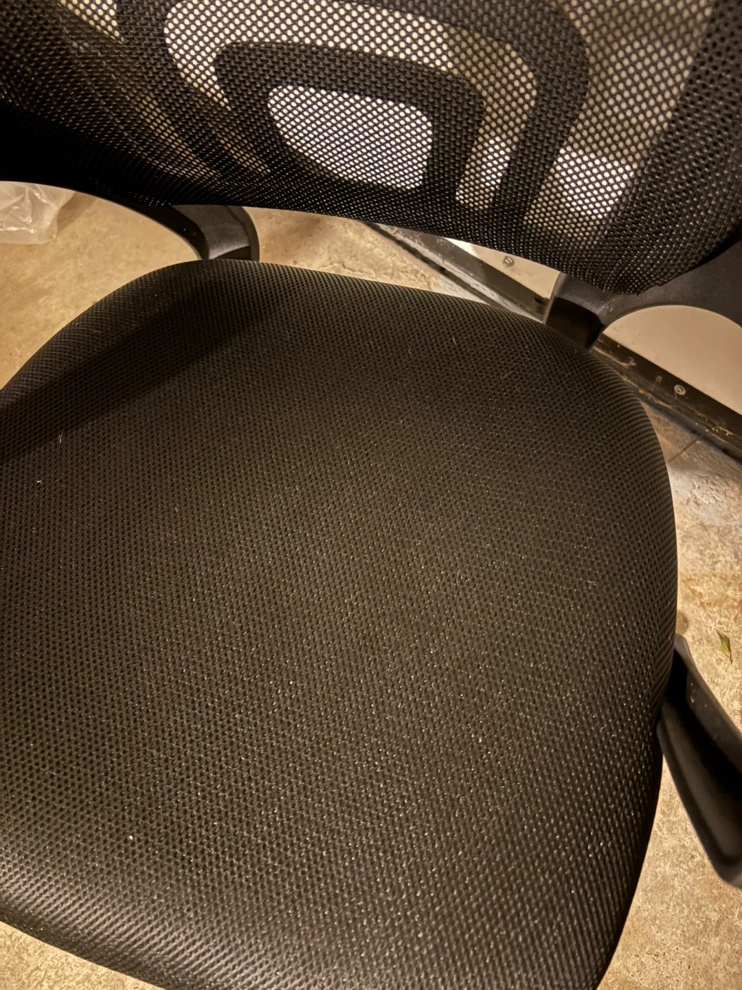 Black Mesh Office Chair - photo 5