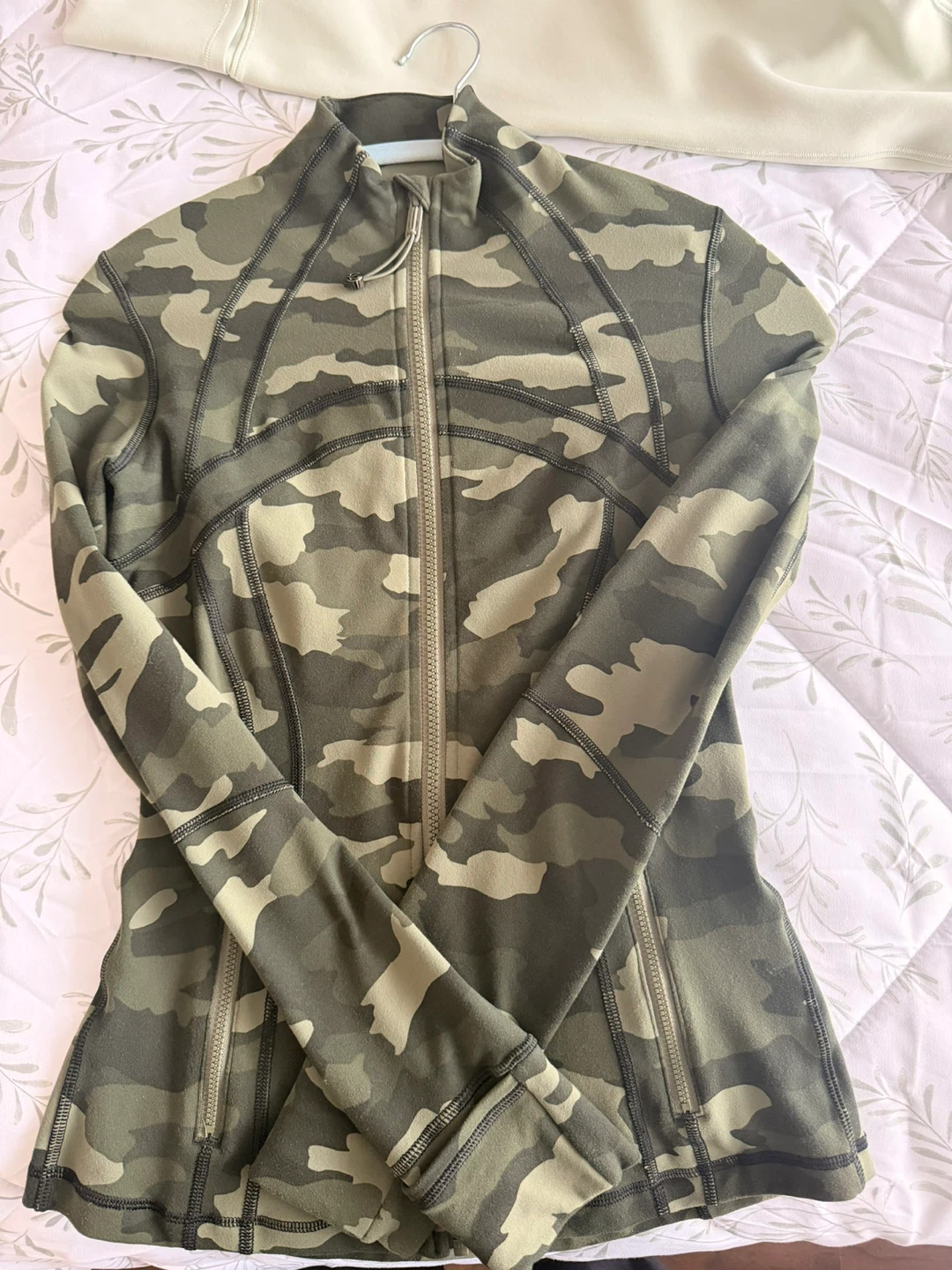 Lululemon Define Jacket Camo Green - photo 2