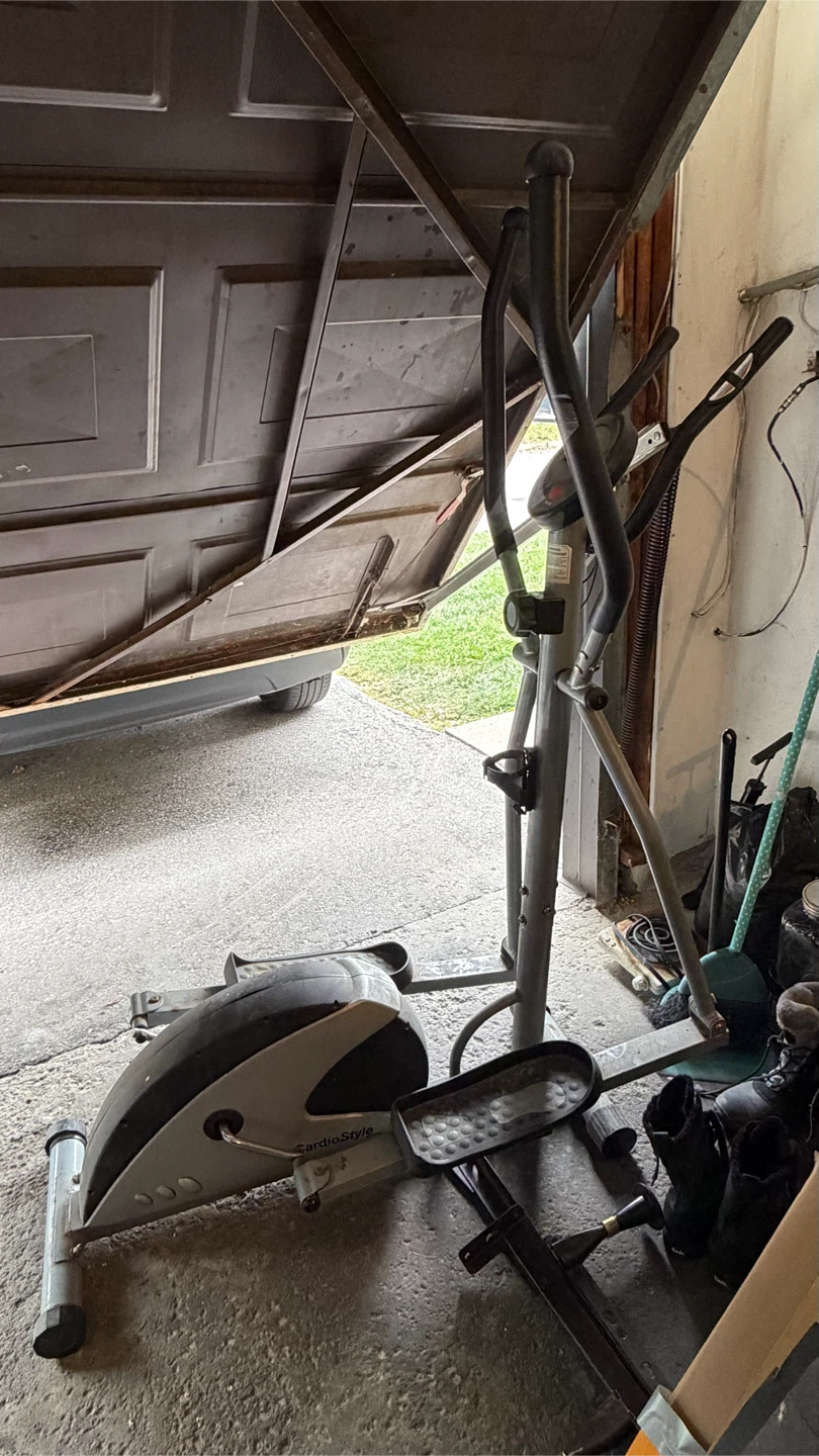 CardioStyle Elliptical Machine