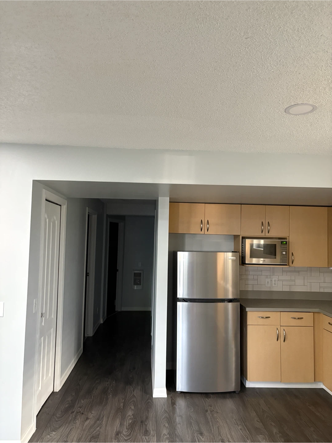 2 bedroom basement suite! - photo 4