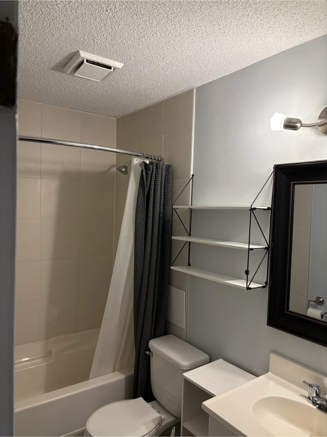 2 bedroom basement suite! - photo 5