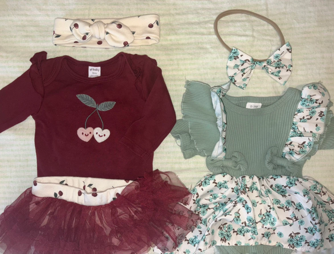 Gently used - like new Baby Girl Clothing 0-3M