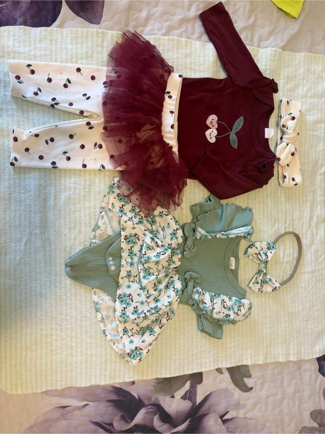 Gently used - like new Baby Girl Clothing 0-3M - photo 4