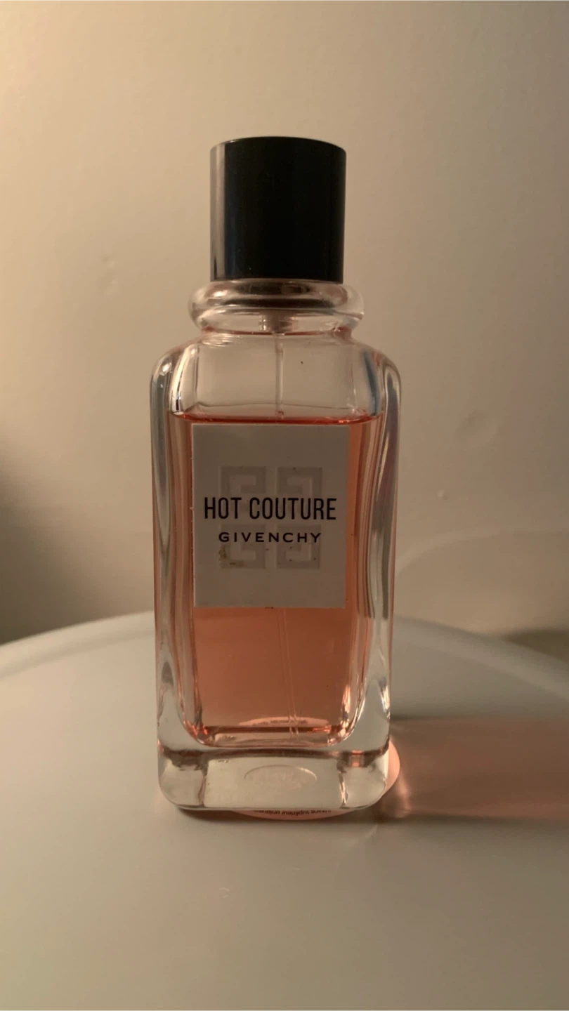 Givenchy Women’s Perfume - photo 2