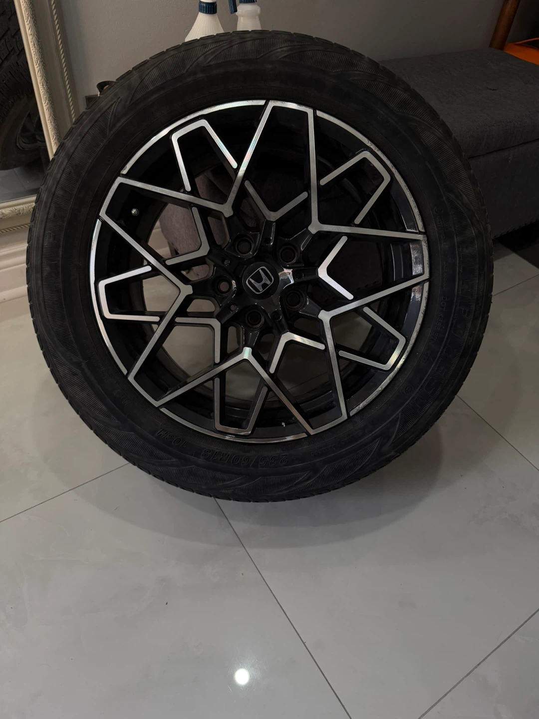 Full set “18 Honda Alloy Wheels w tires 235-60R18 M+S - photo 2