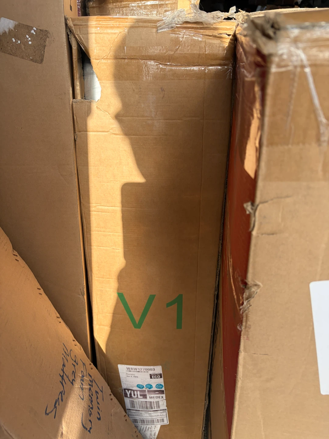 Brand new Twin Memory Foam Mattress - photo 3