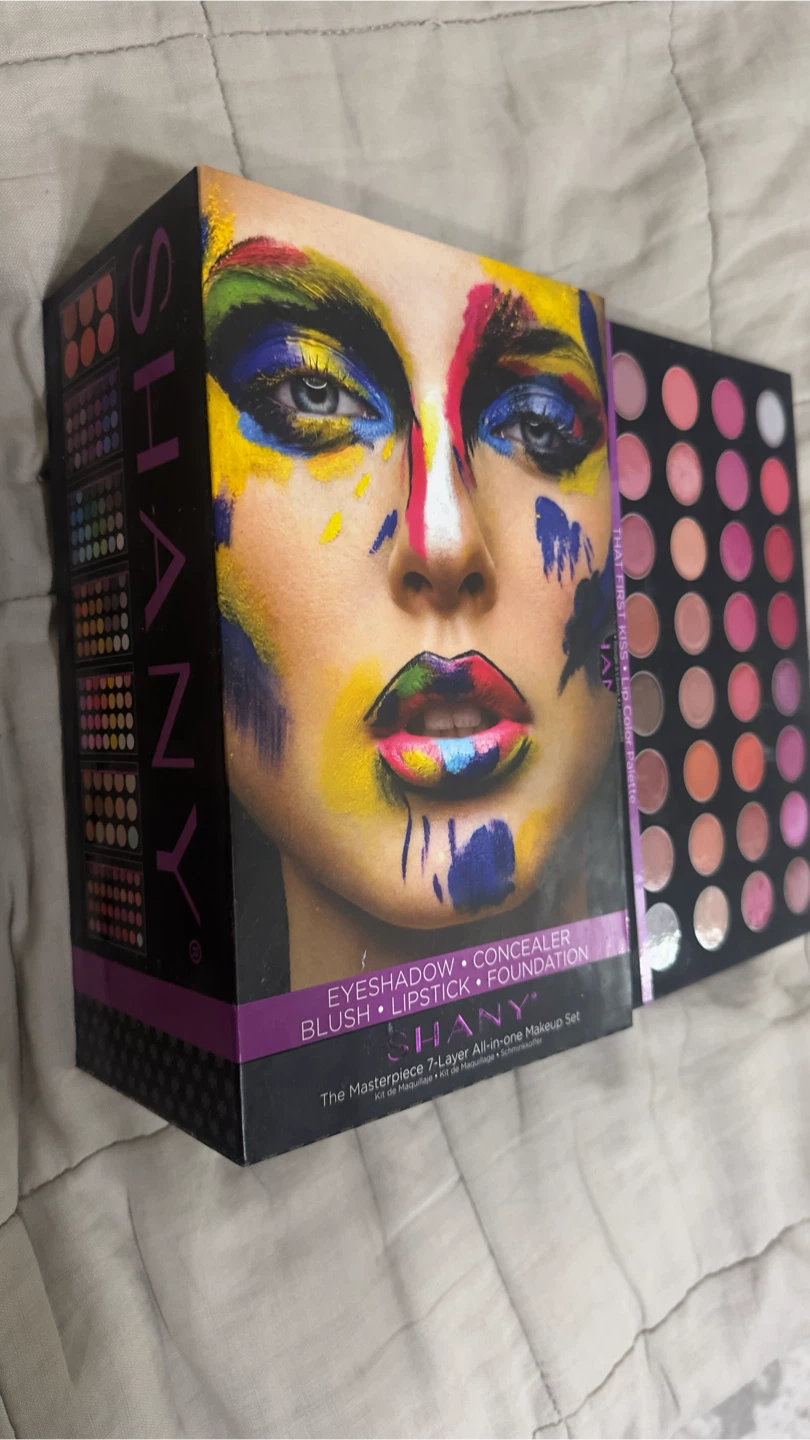 SHANY The Masterpiece 7-Layer All-in-One Makeup Set