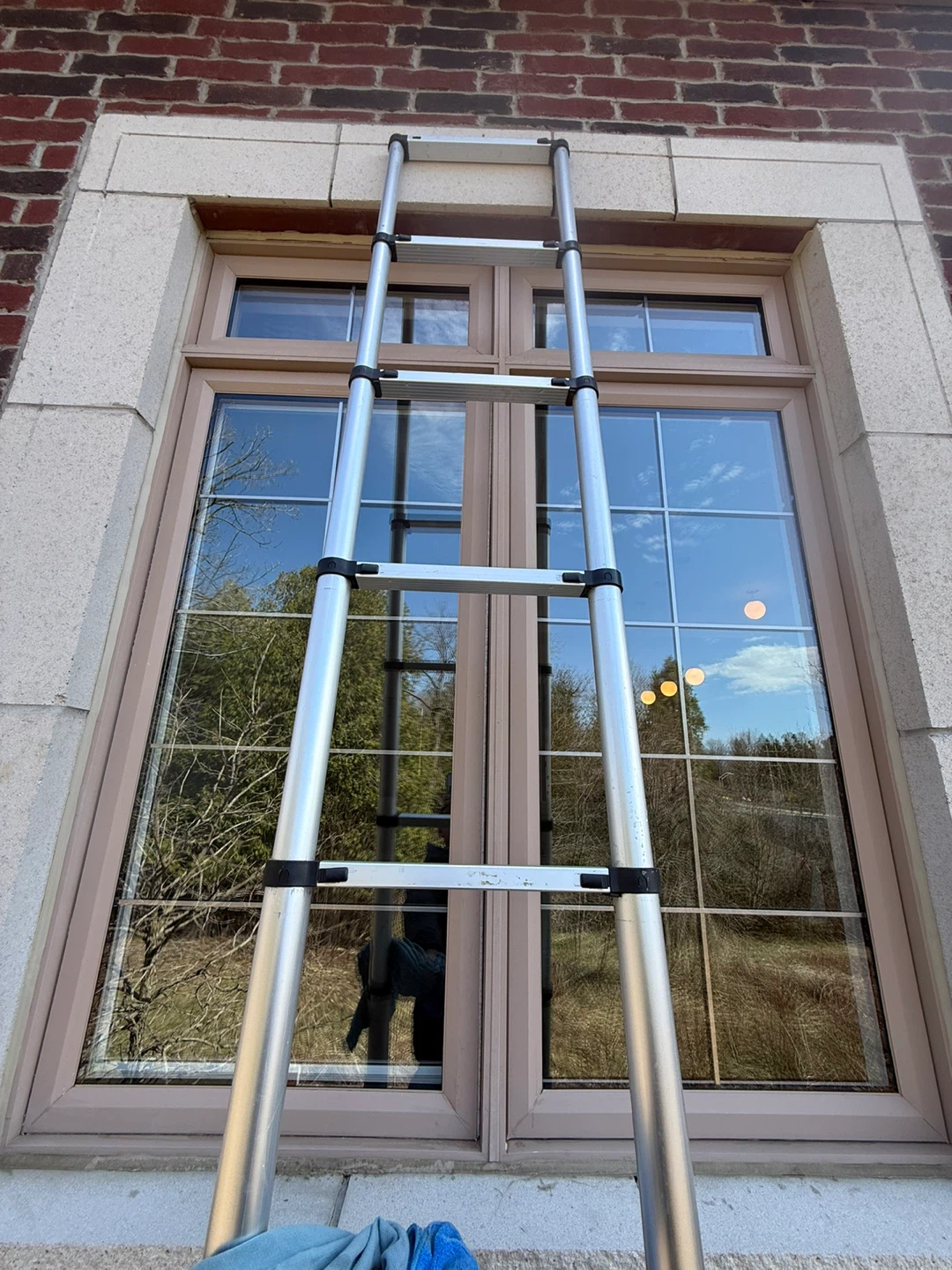 Window Cleaning - photo 2
