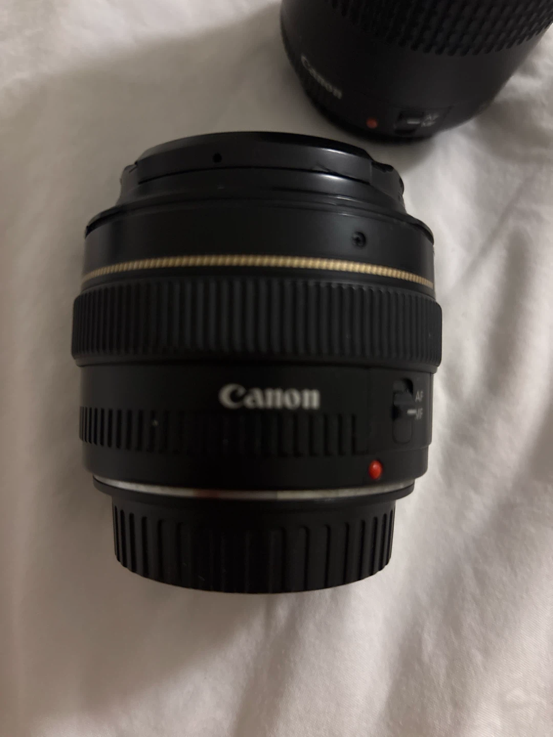 Canon EF 50mm f/1.4 USM Lens - photo 2