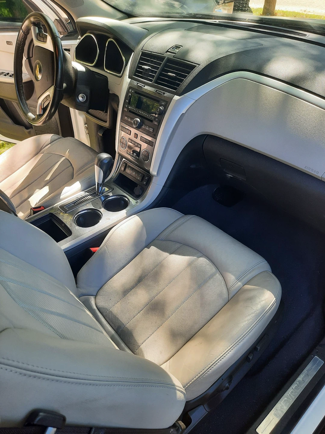 Chevrolet Traverse LTZ SUV - photo 5