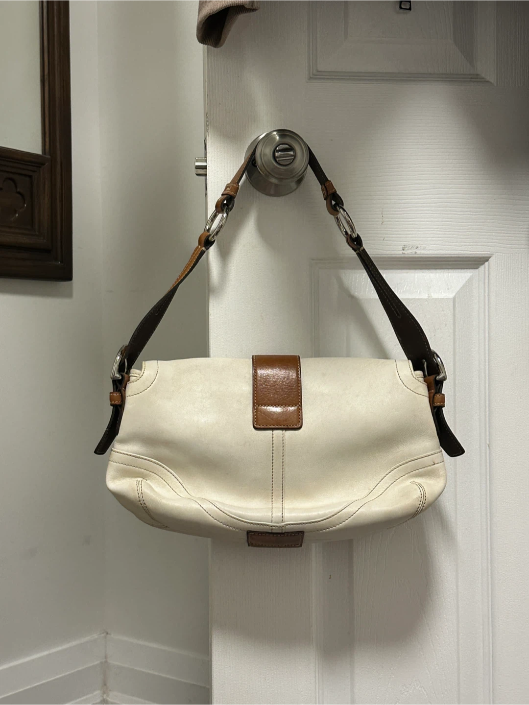Vintage Coach Soho Bag In White/Brown 🤍🤎 - photo 2